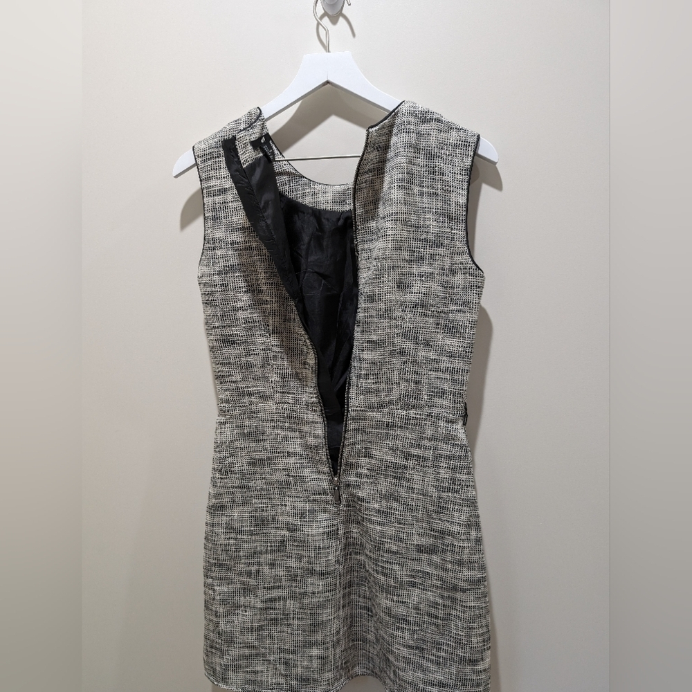 H&M Black White Cross Hatch Printed Sleeveless Sheath Dress Sz 8 - Picture 4 of 8